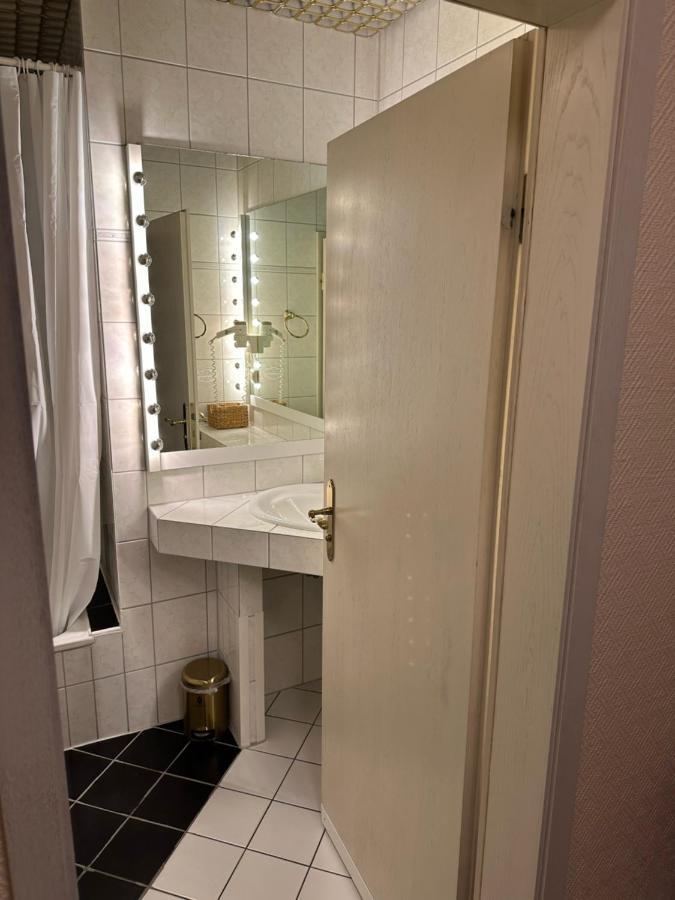 Hotel "Dream In" Heiligenhaus Eksteriør bilde