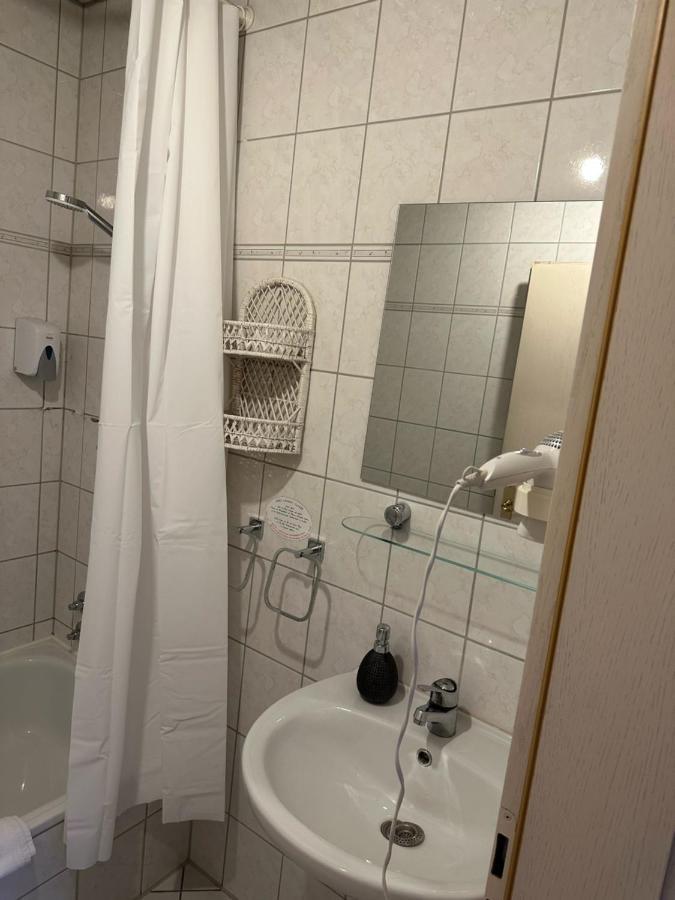 Hotel "Dream In" Heiligenhaus Eksteriør bilde